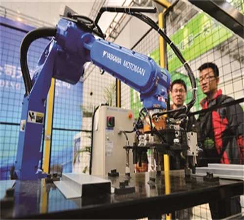 环球报道:机器人:公司汽车领域客户有通用、中国一汽、华晨宝马等